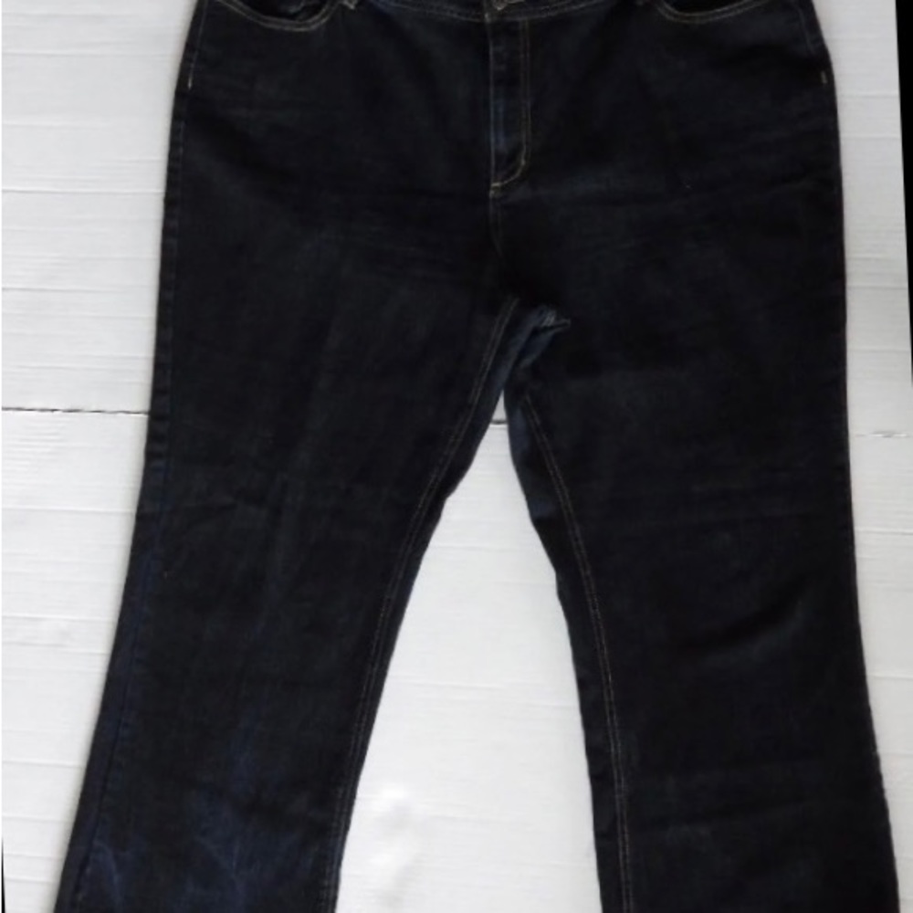 Ashley Stewart Womens Blue Jeans Actual Sz40W x 31x 12 Stretch Zip Tag Reads 20